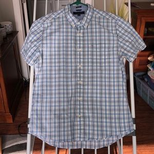 Short Sleeve Button Up Size L